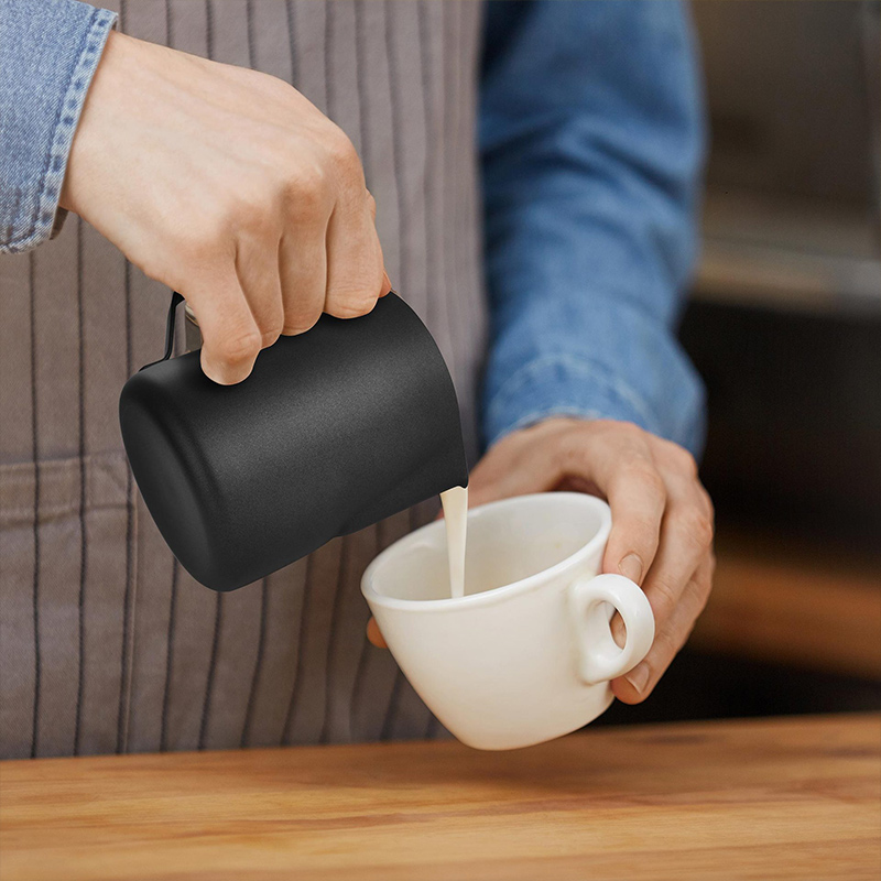 Stainless Steel Teflon Laser Scale Milk Frothing Pitcher,Latte Art Cup,Coffee Tools Milk Frother For Cafe - Image 4
